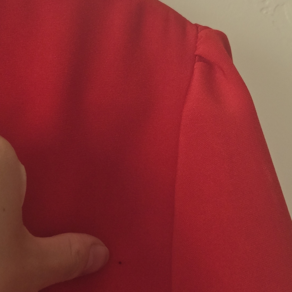 Red Dress - Picture 9 of 9